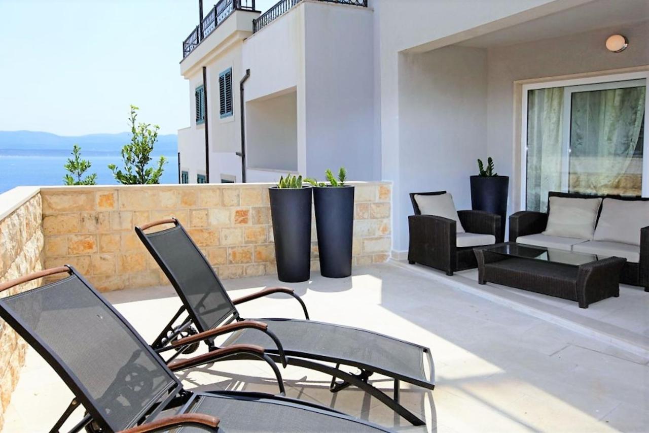 Apartment Bol A6 With Pool From 45 Eur Per Person Exteriér fotografie